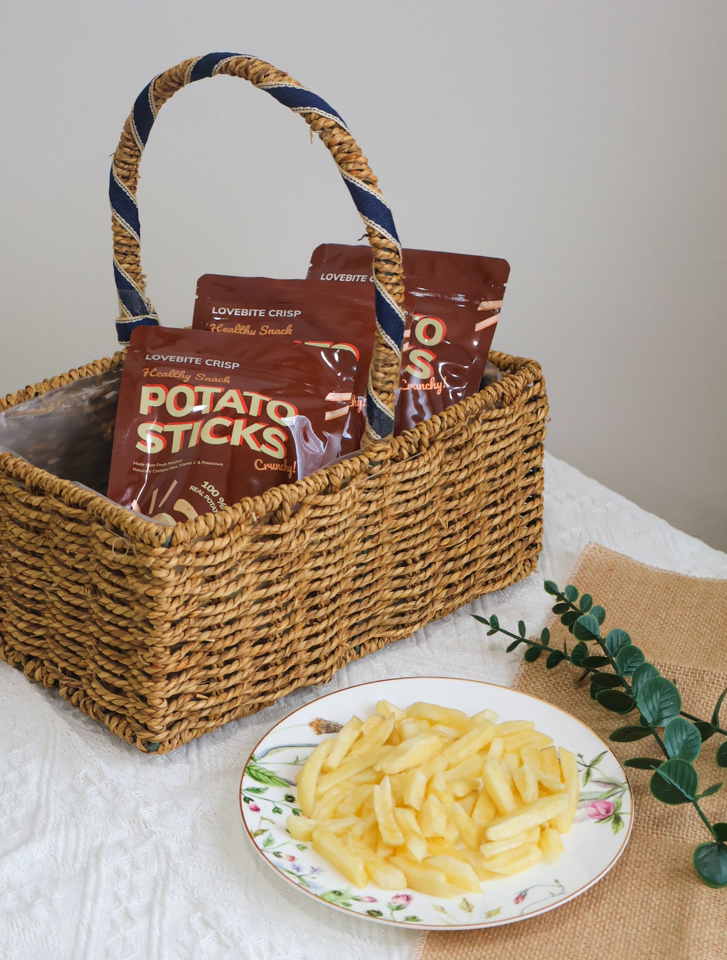 [30G] LOVEBITE CRISP POTATO STICKS [NEW 🍟🥔] FREE When Buy 12 packets and above
